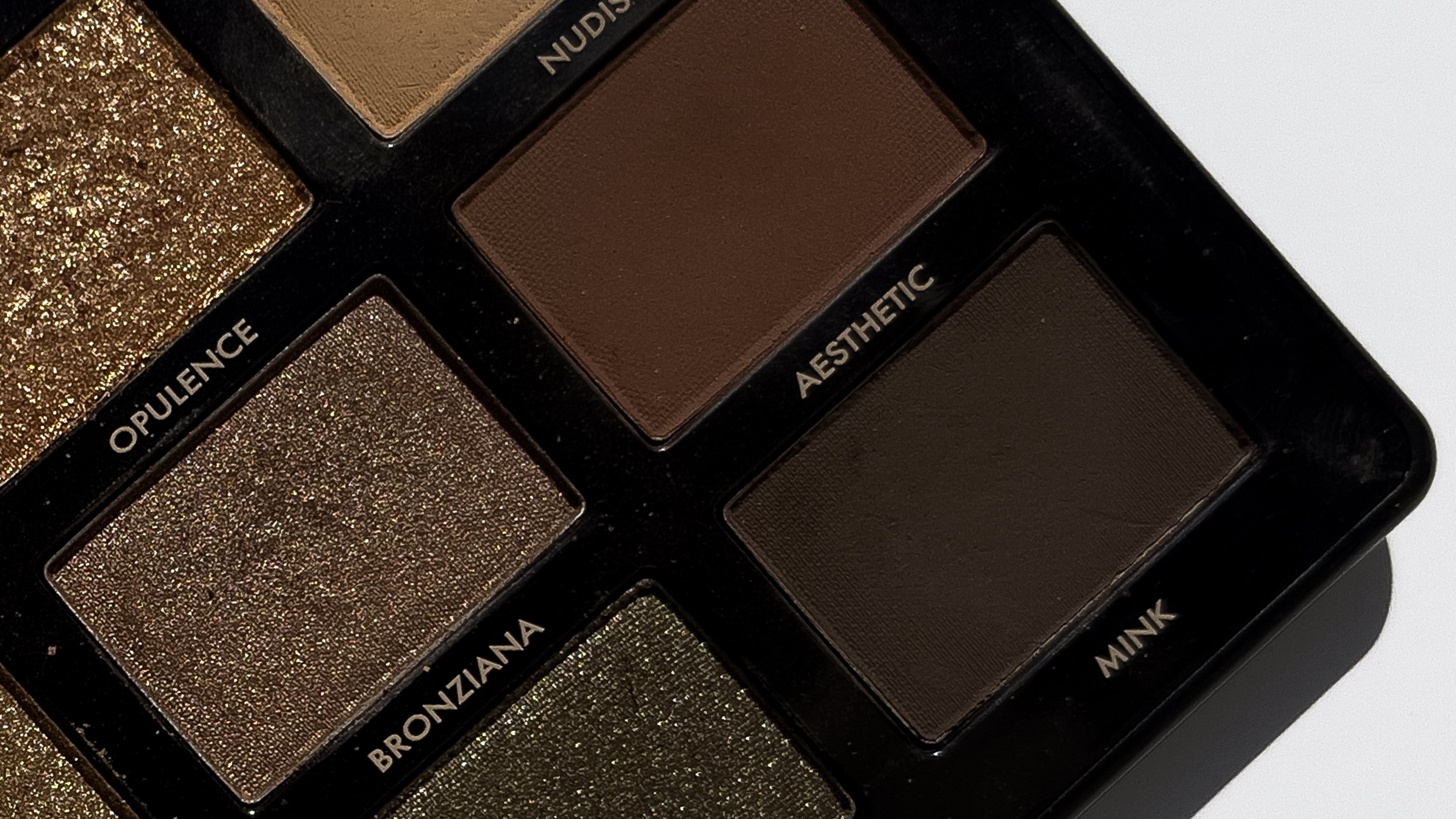 neutral eyeshadow palette